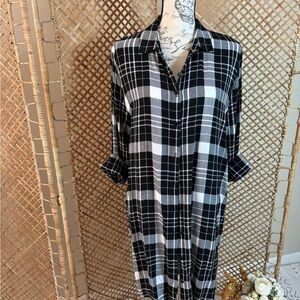 Plaid Black and White Long Sleeve Tunic